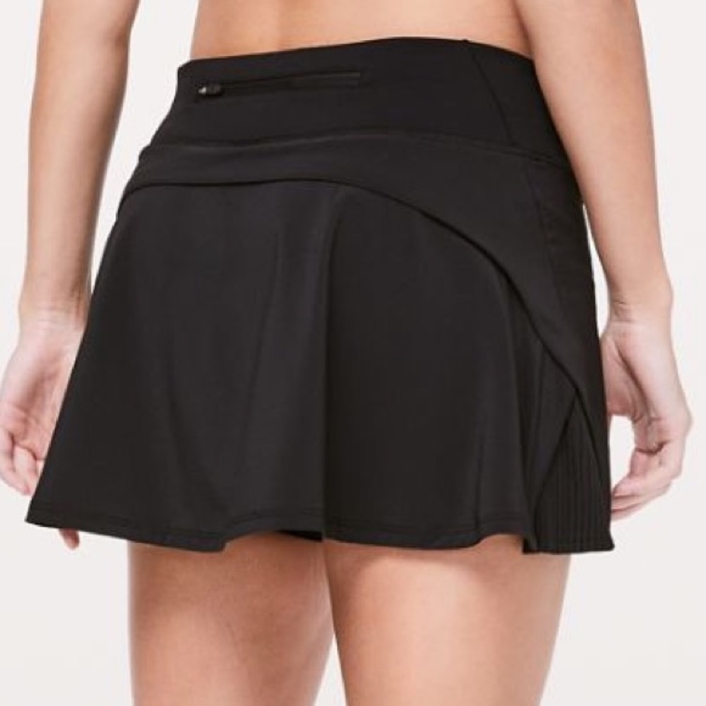 LULULEMON Play Off the Pleats Skirt